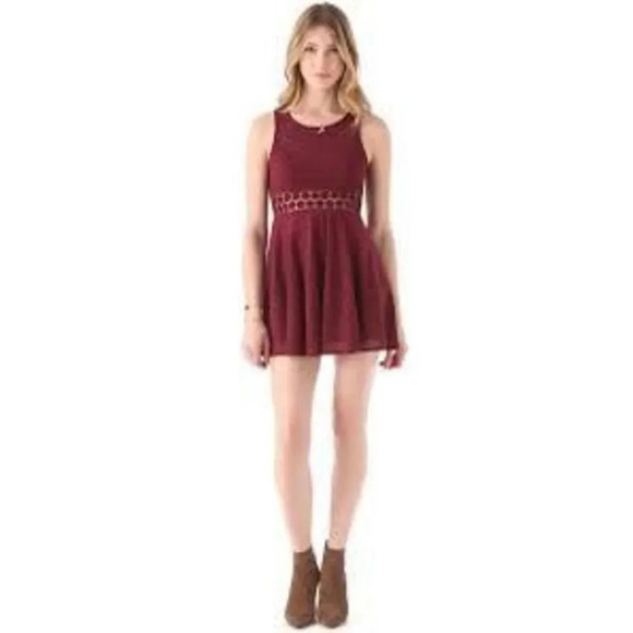 Free People Women's Daisy Waist Fit and Flare Lace Dress‎ Burgundy Size 0 - Picture 1 of 10